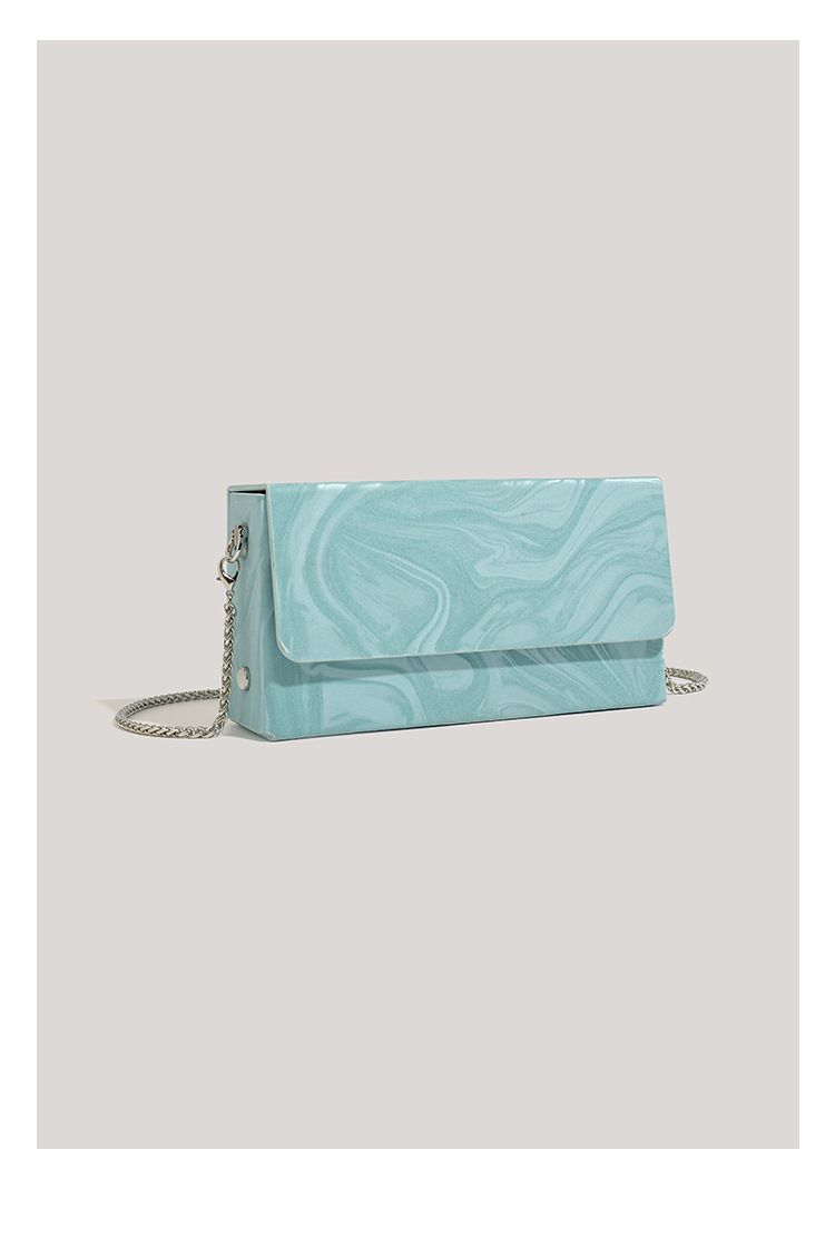 2024 Lente en zomer Nieuwe slangenbotketting Kleine vierkante tas Dames Crossbody High-end niche-ontwerp Eenvoudige doos Schoudertas_voghion.com