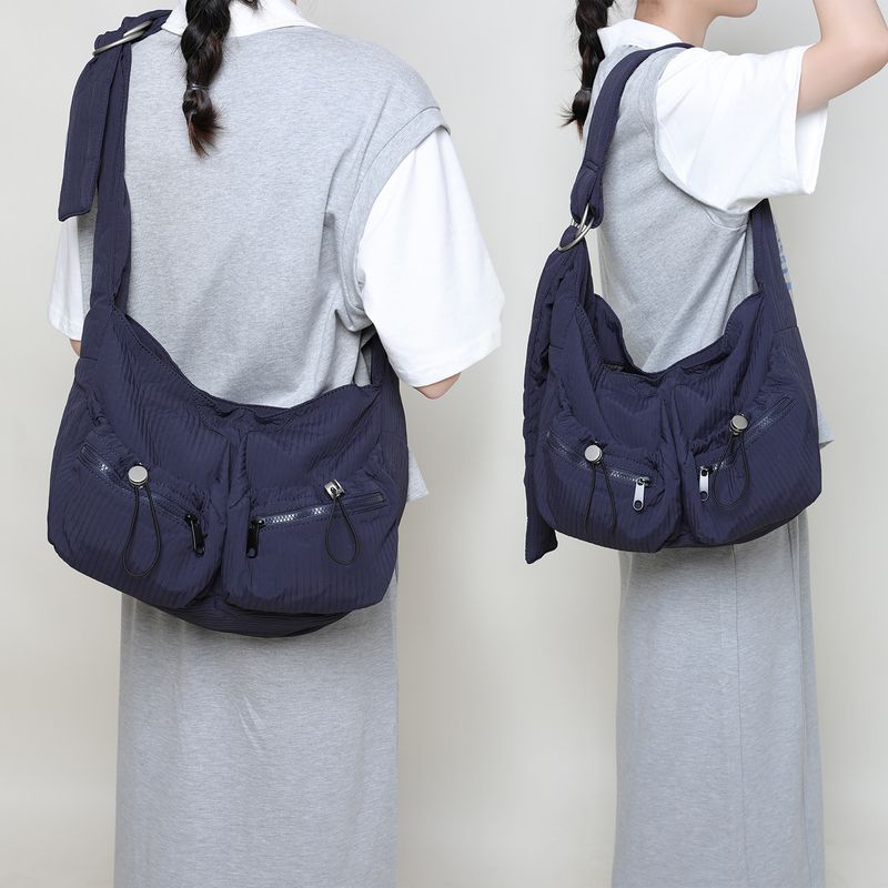 Borsa a tracolla da donna plissettata, grande capacità, versatile, autunno/inverno 2025_voghion.com