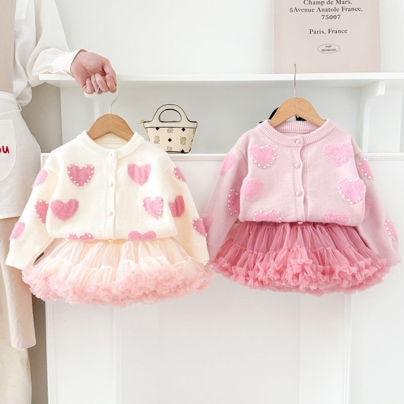 Creme Pullover Gestrickte Pullover 2025 Neue Stil Weibliche Schatz Perle Herz Strickjacke Tutu Rock Schatz Prinzessin Mode_voghion.com