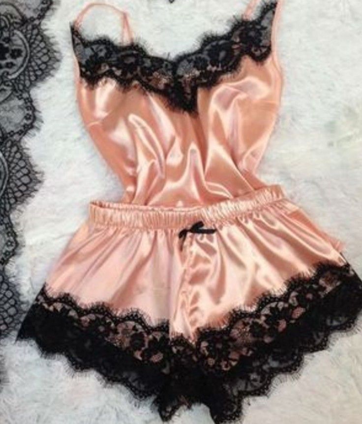 Damen-Spitzen-Babydoll-Nachtwäsche – Sexy Dessous mit Neckholder und String (S-XXXL, 12 Farben)_voghion.com