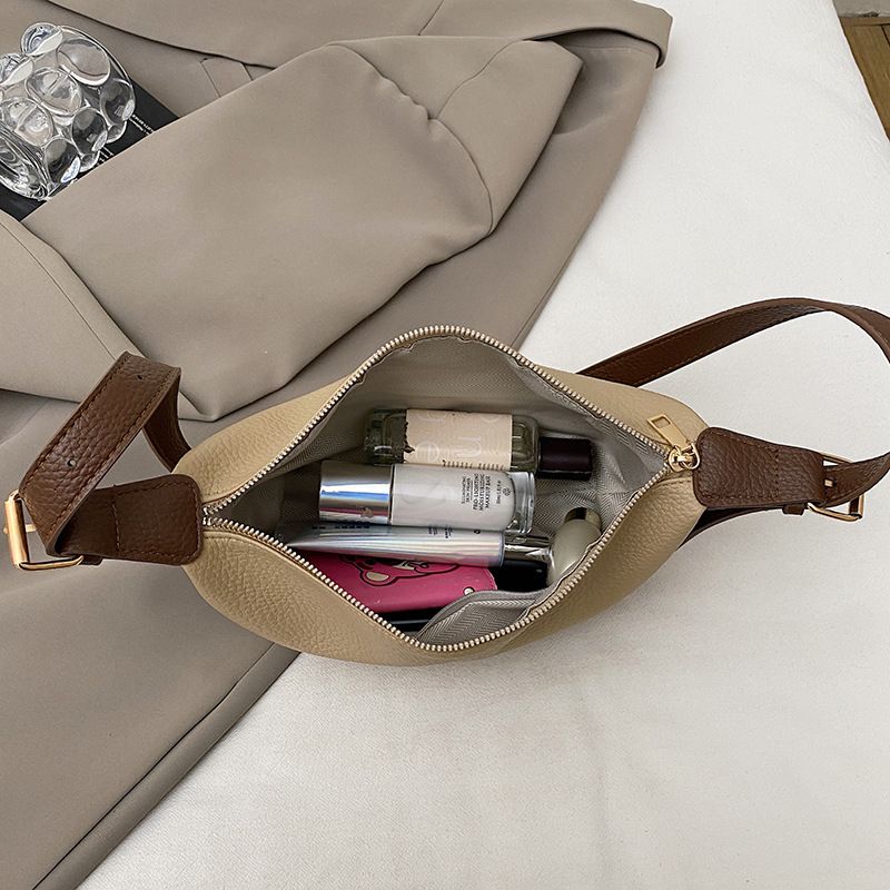 New Casual Phone Crossbody For Women, Niche High-end Dumpling Bag, Lightweight Soft Leather Wide Strap Shoulder Bag_voghion.com