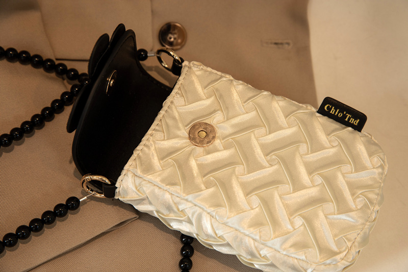 Borsa per cellulare Human Rose Donna 2023 New Design Sense Niche Ins Light Luxury Messenger Bag Live all'ingrosso_voghion.com