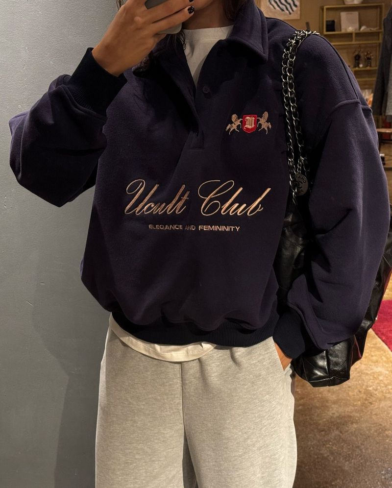 Felpa oversize da donna con mezza zip e ricamo di lettere - Pullover casual da streetwear in grigio chiaro, marrone scuro, blu navy, rosso intenso_voghion.com