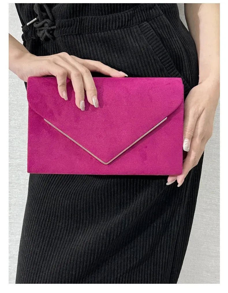 Borse a busta in velluto, portafogli da sera, pochette di alta qualità, abiti da banchetto, pochette a tracolla con catena._voghion.com
