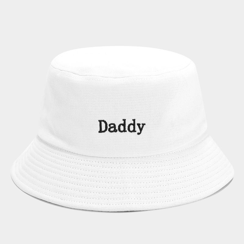 Elegantna, preprosta klobuk z vezenimi črkami za mamo in očeta_voghion.com