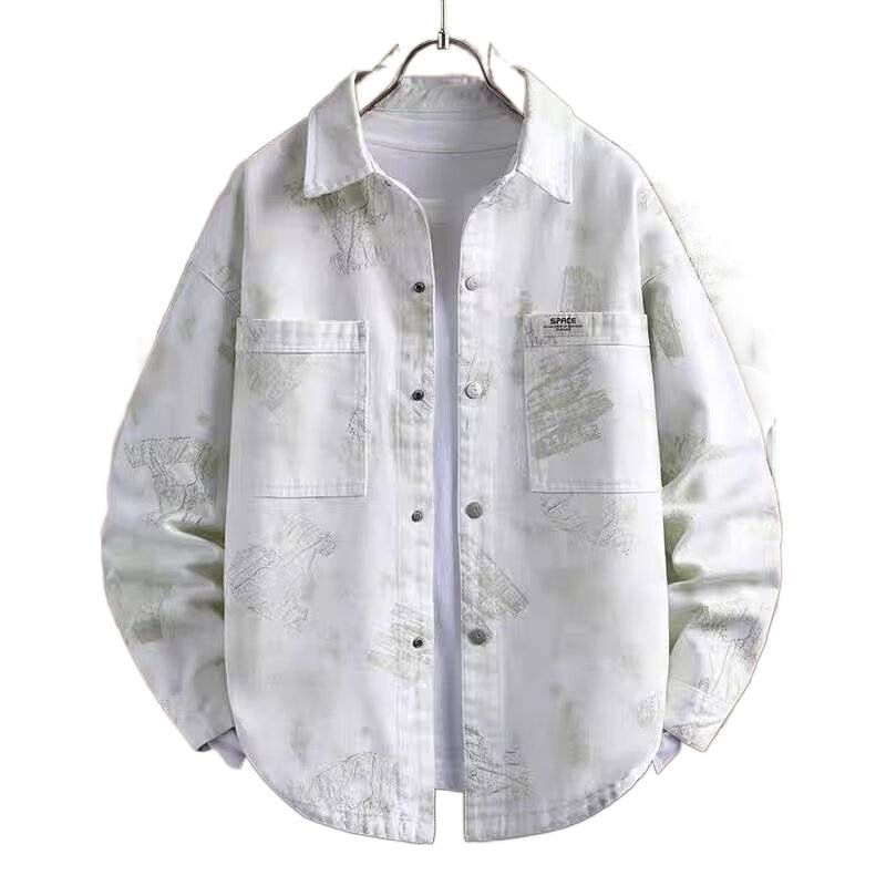 Giacca in denim lavato retrò da uomo in autunno, giacca casual ampia e alla moda, capospalla alla moda_voghion.com