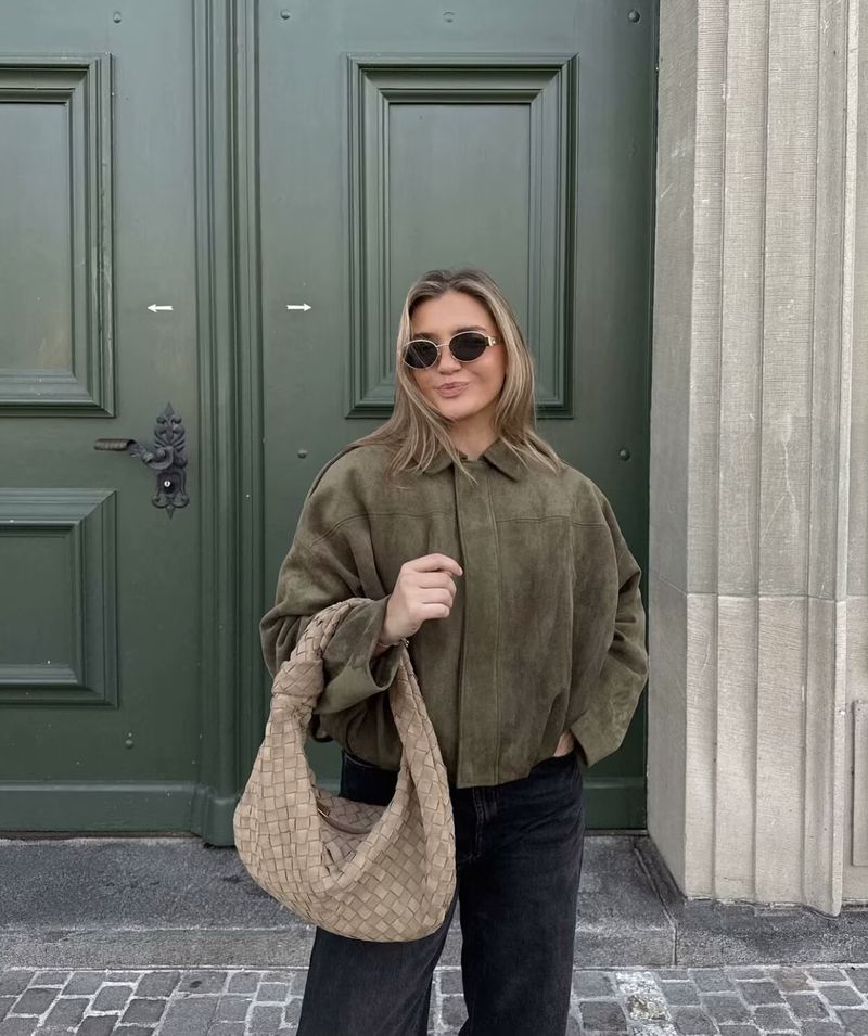 Jaqueta bomber feminina outono inverno com mangas morcego, fecho de zíper, caimento solto, textura de camurça, agasalho casual – P/M/G_voghion.com