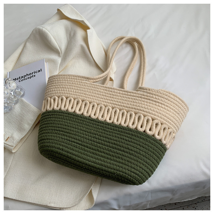 Ühe õlaga õõnestatud puuvillase niidiga uus suvine suure mahutavusega prantsuse õlgedest kootud kott, mereäärne puhkusereisi rannakott_voghion.com