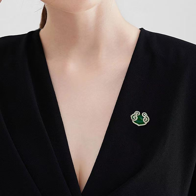 Guochao Guofeng Xiangyun Ruyi Brosche High-End-Sicherheits-Anti-Licht-Brosche Anzug Pullover Pin Zubehör_voghion.com