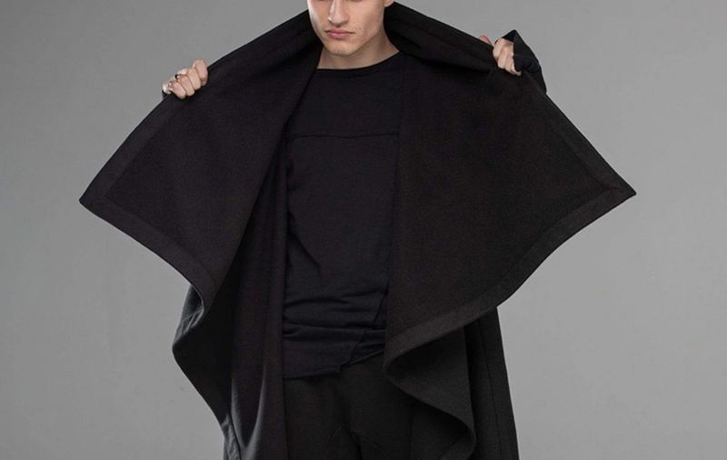 Pulse Foreign Trade Europe et Amérique Vente flash Cape Street Col montant Couleur unie Manches longues Coupe asymétrique Mode Homme_voghion.com