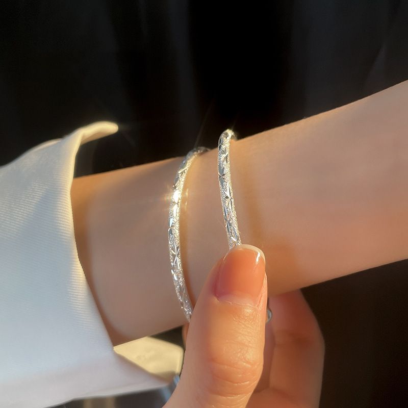 Bracciale rotondo in argento con cielo stellato, bracciale da donna alla moda e alla moda placcato in argento_voghion.com