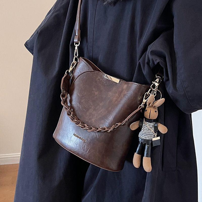 Pequena para mulheres 2025 Nova bolsa transversal versátil de alta qualidade com alça de mão_voghion.com