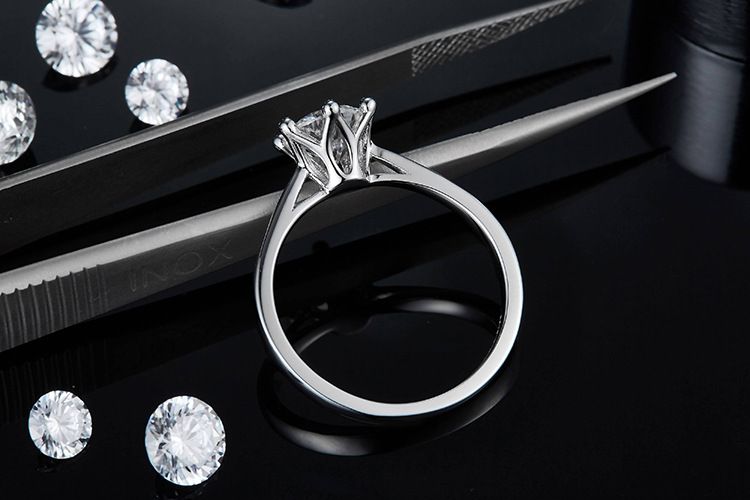 Ringe S925 Sterling Silber Ring Krone Sechs Klauen Moissanite Ring Weiblicher Diamantring Nackter Arm Einfacher Edelsteinring_voghion.com