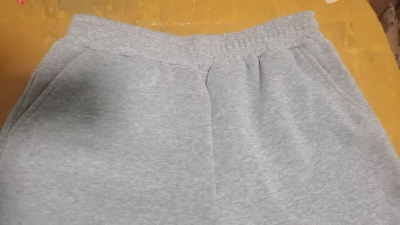 Pantalones deportivos unisex de forro polar para hombre, otoño e invierno, de moda, estilo urbano, holgados y cómodos, con cintura elástica, 2024_voghion.com