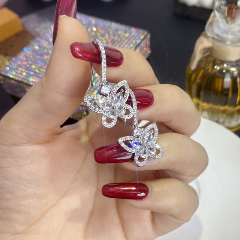 La serie di farfalle fatate abbaglianti di Cao Shi è alla moda e di alta qualità nel design, con ganci per le orecchie scavati e squisiti_voghion.com