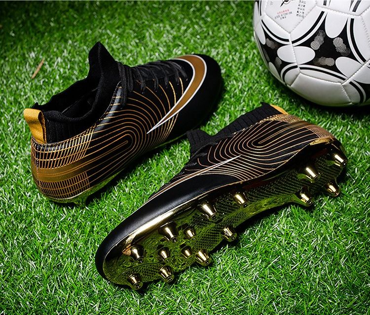 Large Size New Men's Breathable High-top Long And Short Nails Football Shoes Grass Training Shoes Football Shoes_voghion.com