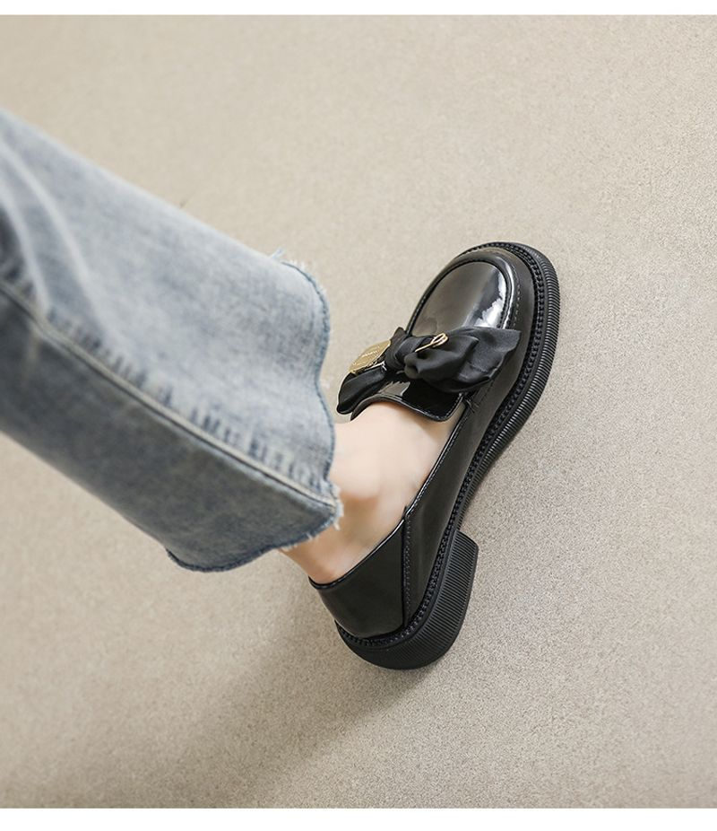 Paksupohjainen Loaferin Kevään ja Syksyn Retro Brittiläinen Pieni Nahka Musta Jouset Slip-On Pehmeäpohjainen Yksittäinen_voghion.com