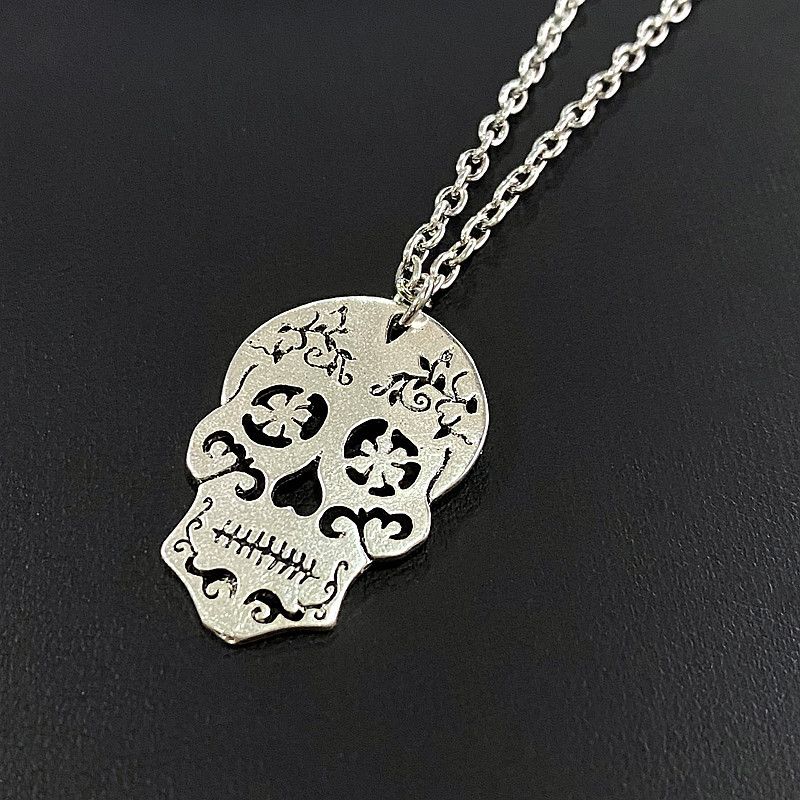 Necklaces Vintage Skull Pendant Necklace Women's Ethnic Skull Necklace_voghion.com