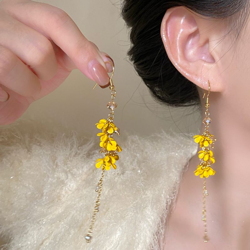 Orecchini a spirale antizanzara con nappa lunga in stile foresta di osmanto dorato autunnale, design di nicchia dolce, ganci per orecchini di alta qualità_voghion.com