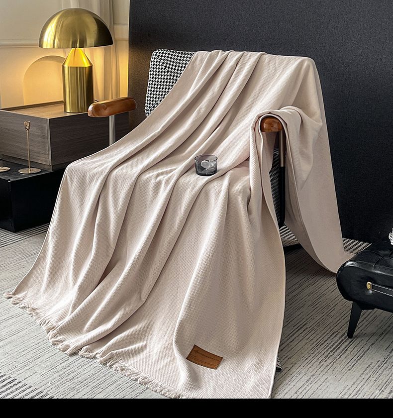 Coperta regalo di lusso per divano, aria condizionata, luce per pisolino da ufficio, in cotone a fibra lunga, per il commercio estero e transfrontaliero_voghion.com