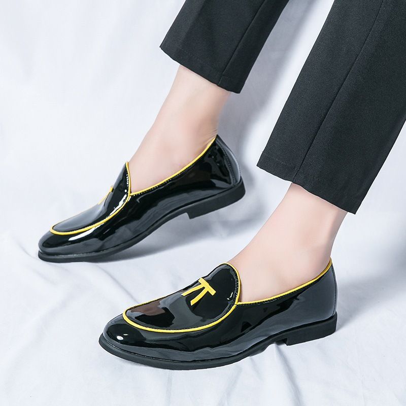 2025v 2025 New Fashion Large Size 46 Tassel Loafers Men British Korean Style Hairstyle Leather Shoes_voghion.com