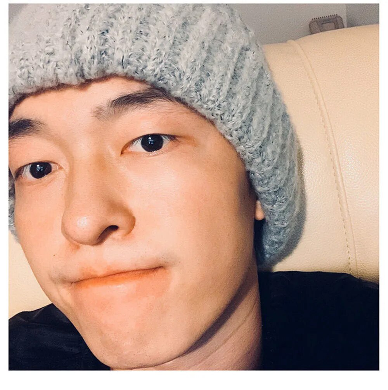 Winter Knitted Women's Hats Lock Temperature Warm Unisex Caps Skin-friendly Soft Big Head Woolen Beanie Clothing_voghion.com