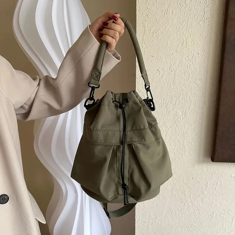 1 Borsa a secchiello con tracolla e tracolla dipinta a mano, grande capacità, da donna, a cascata, 250314l_voghion.com