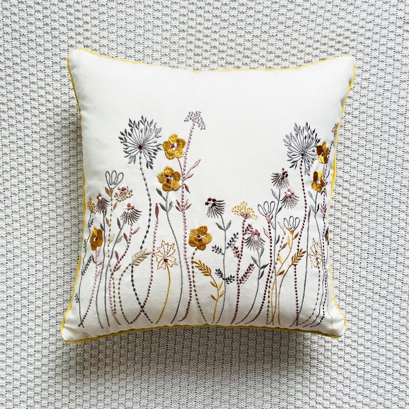 Housse de coussin de canapé en coton brodé à fleurs colorées de style pastoral nordique, vente en gros, directe d'usine_voghion.com