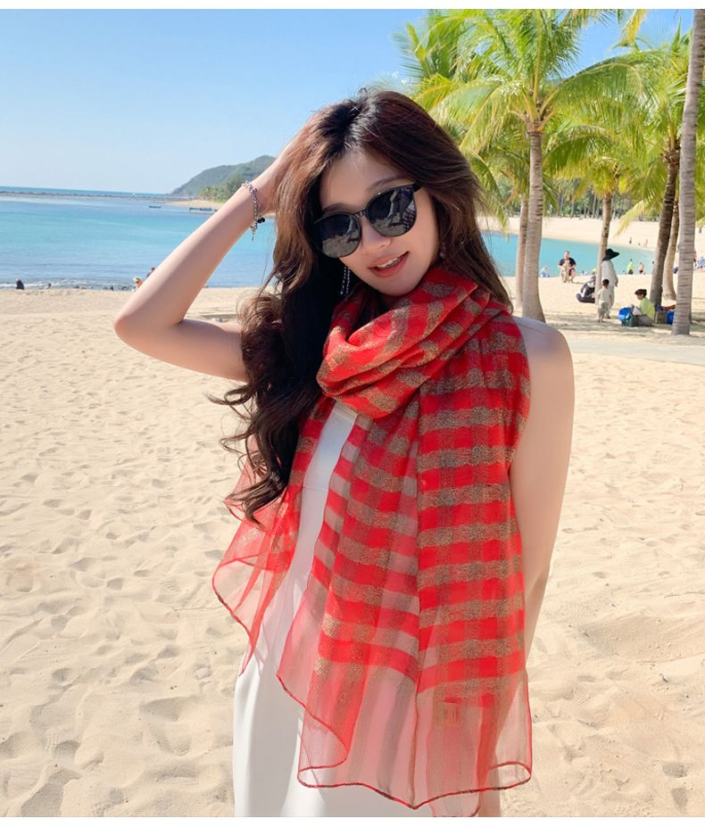 Nuova seta da donna edizione coreana versatile a scacchi in filo d'oro decorazione di lusso moda protezione solare spiaggia sciarpa_voghion.com