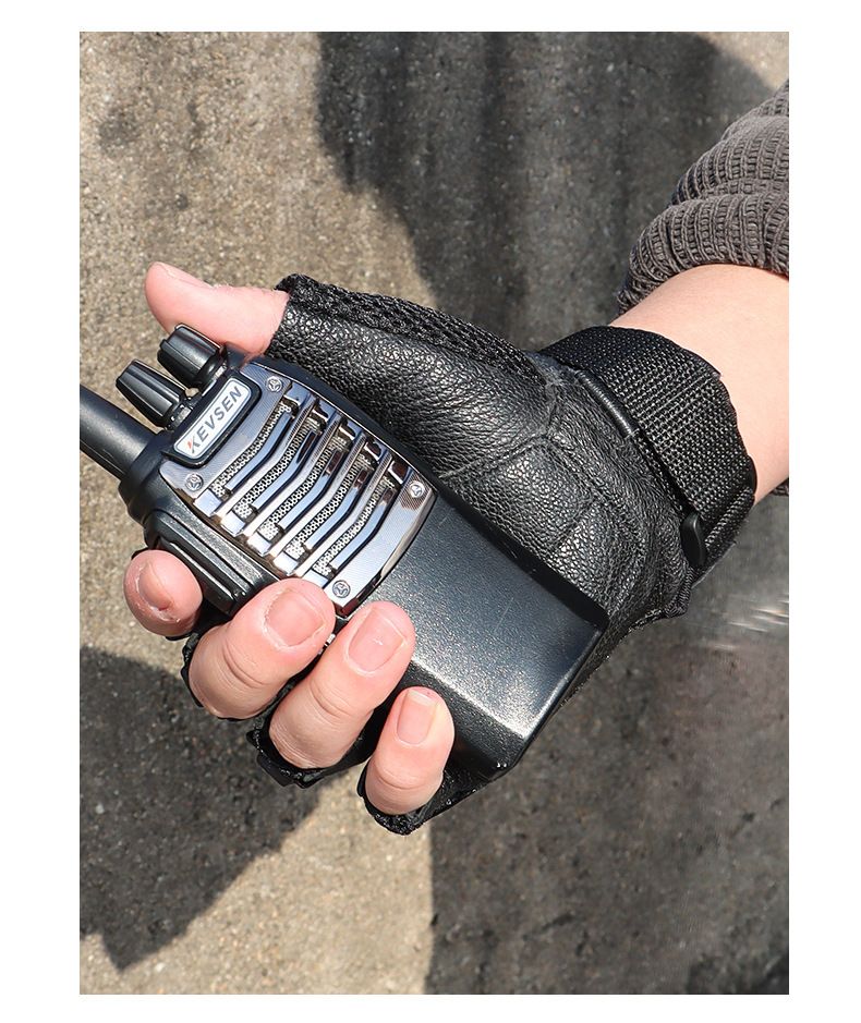 Luvas táticas Luvas de proteção mecânicas de combate com casca dura Luvas de meio dedo para atividades ao ar livre Treinamento de campo CS como luvas táticas_voghion.com