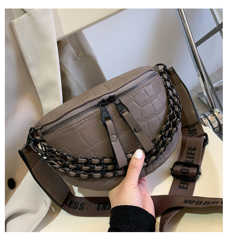 Déi populär kleng Handtasche vun dësem Joer fir Fraen, Summer Ins Broschttasche 2024, nei Moud, Casual, villfälteg, Nische-Crossbody-Tasche, Tailletasche_voghion.com