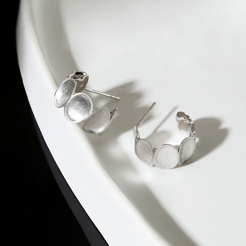 Ohrringe Sterling Silber gebürstet runde Ohrringe einfache Mode Ins Stil Schmuck Ohrringe koreanischen Mädchen High-End-Sinn_voghion.com