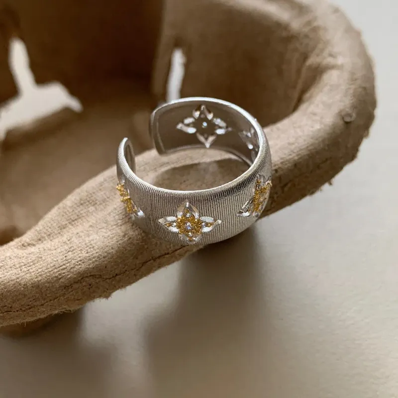 S925 Sterling Silver Four-leaf Clover Zircon Adjustable Size For Women Italian Palace Incense Retro Light Luxury_voghion.com