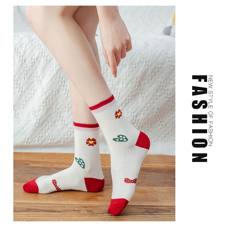 Frühling Neue Nette Blume Gekämmte Baumwolle Medium Rohr frauen Socken Süße Mädchen Socken Mode Gestreiften frauen Socken_voghion.com