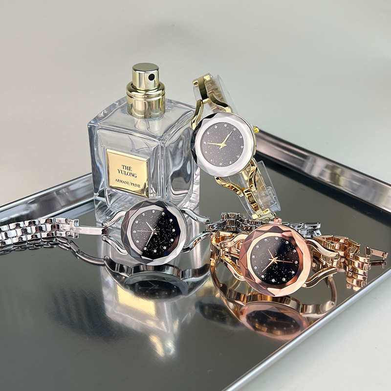 Nieuwe quartz sterrenhemel wijzerplaat, gespleten rand spiegelglas, dameshorloge, horloge met legering armband_voghion.com