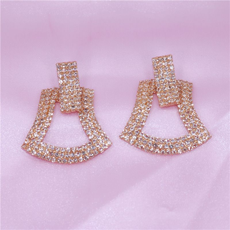 Korean Fashion Diamond Geometric Hollow Block 2021 New Fashionable Exquisite High End Cool temperament Earrings_voghion.com