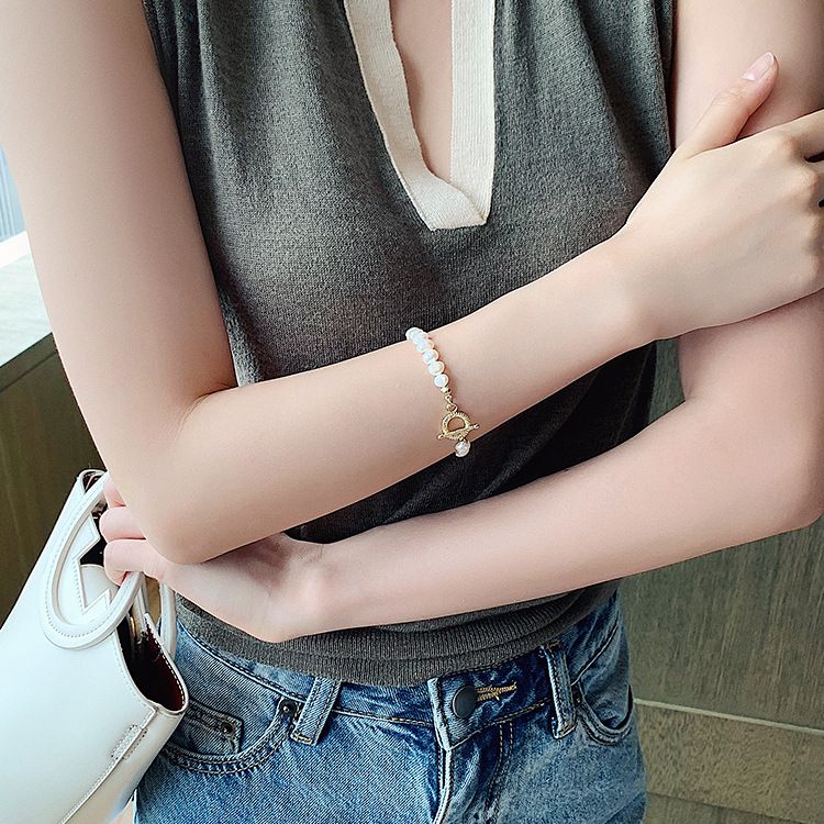 OT buckle Baroque freshwater pearl necklace niche design clavicle chain girlfriend student bracelet female simple cold style_voghion.com