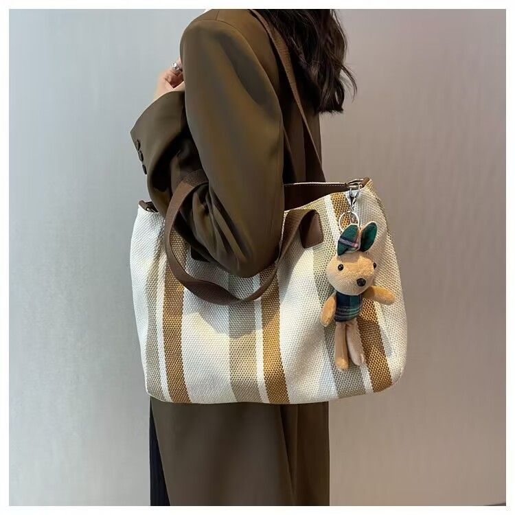 Neue trendige Umhängetasche, modische urbane Handtasche mit großer Kapazität und Canvas-Textur, einfache Pendler-Tragetasche_voghion.com