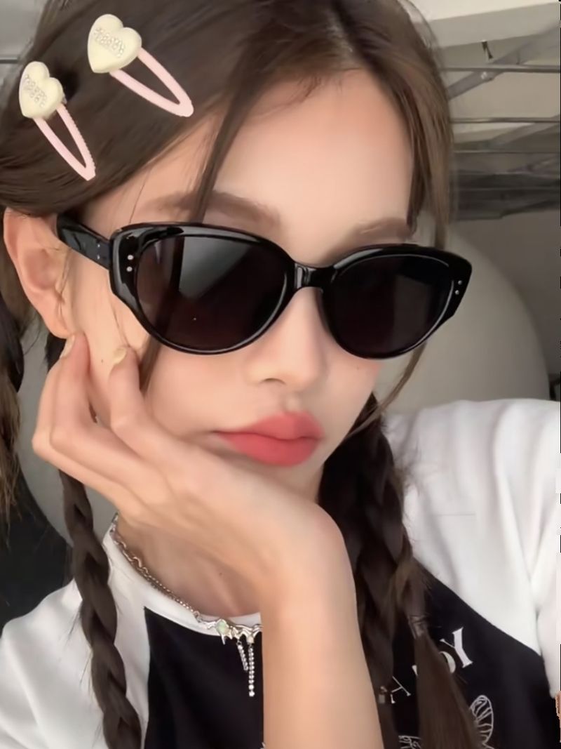 Occhiali da sole LazyZoom Zhonggu Retro Cat' Eye Fancy Fashion Small Frame White Travel Minimalist American Style Hip Hop_voghion.com