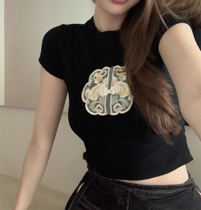 Zomer nieuw Chinees geborduurd mouw t-shirt voor vrouwen met een niche design gevoel, geknoopt wit kort topje_voghion.com
