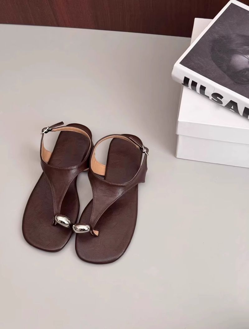 Sandales plates à bride unique pour femmes, nouvelle collection été 2025, en cuir souple, à bout ouvert_voghion.com