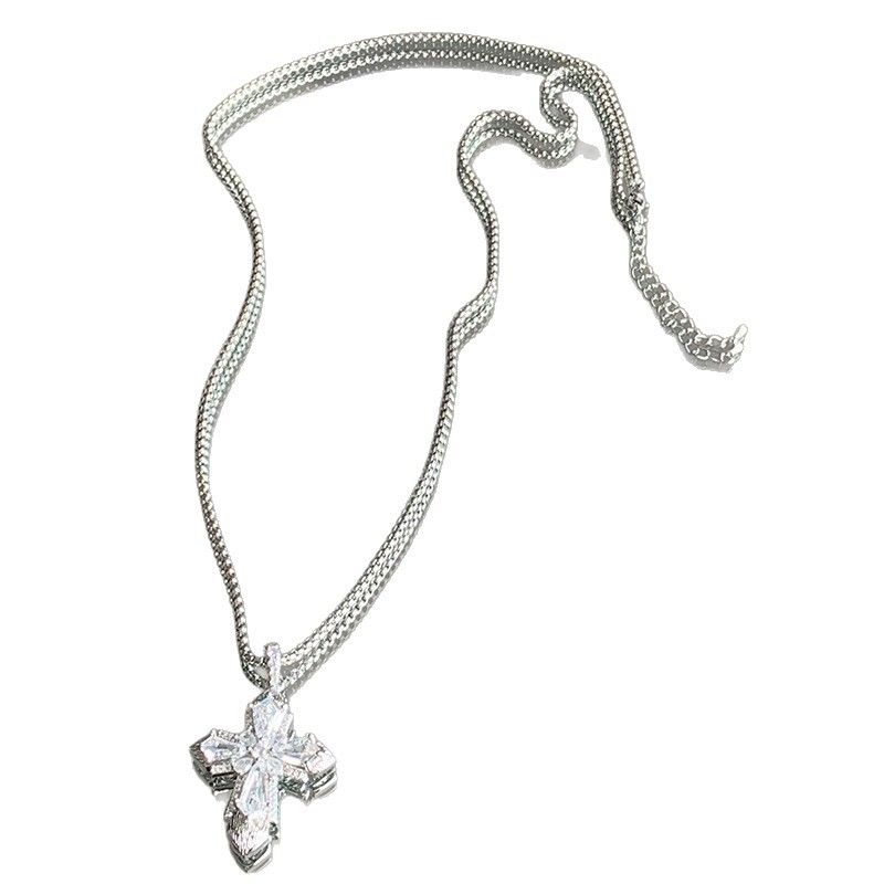 Collana con ciondolo a croce in zircone, design semplice e alla moda, catena per clavicola, gioielli di lusso di alta gamma per le donne_voghion.com