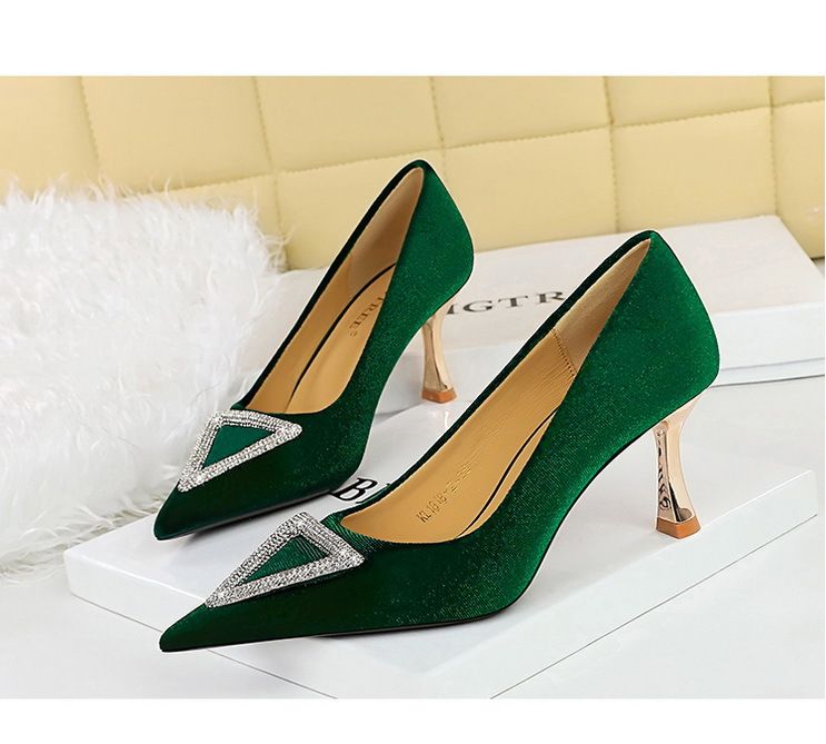 Scarpe con tacco da banchetto, basse in pelle scamosciata imbottita, punta appuntita, scarpe singole con chiusura in strass metallici a triangolo_voghion.com