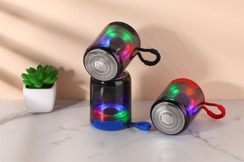 TG314 speaker, outdoor portable LED light card, USB flash drive, FM subwoofer gift, Bluetooth speaker_voghion.com