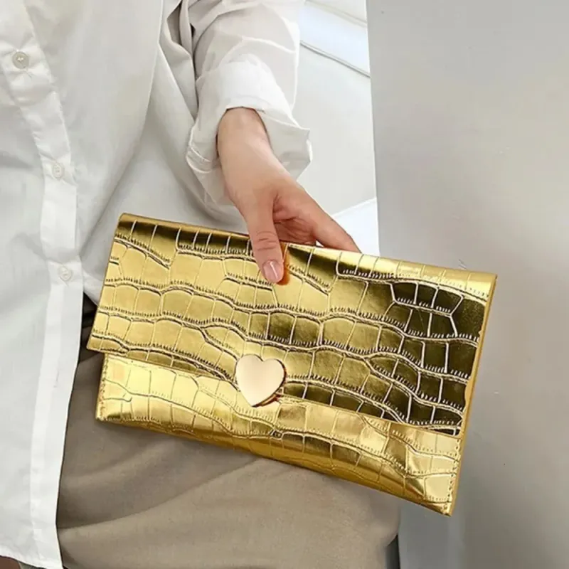 Pu Leather Envelope Night Bag Patent Glossy Surface Womens Clutch Korean Style Magnetic Buckle Handbag 250314l_voghion.com