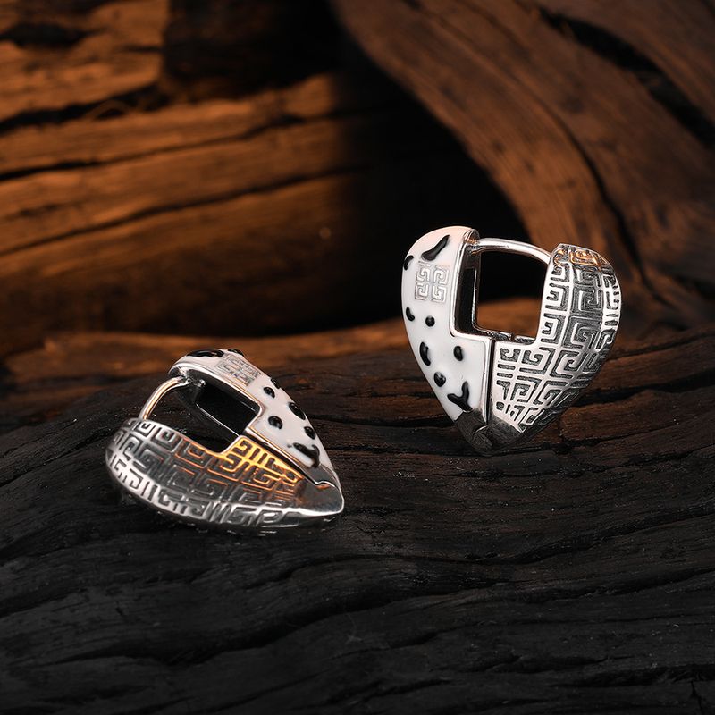 Design Sense Thai Silver Texture Heart Earrings For Women, Light Luxury, Unique And Versatile_voghion.com