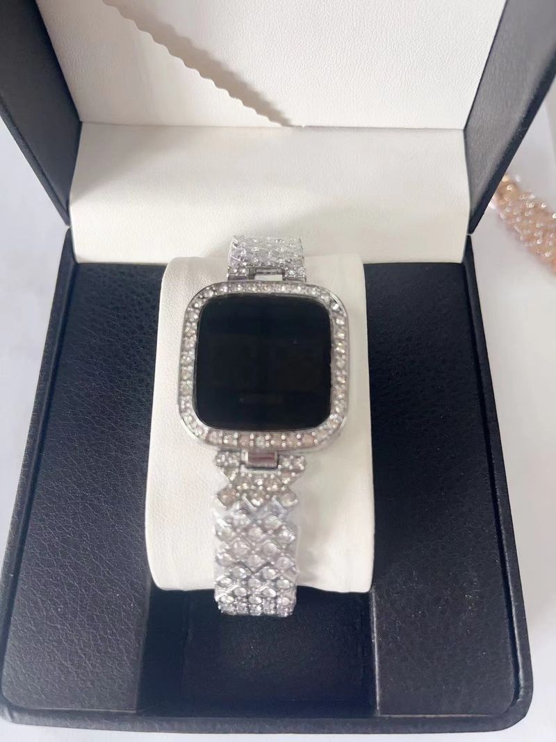 Quadratische kleine duftende Wind Diamant Led Uhr Legierung Strap Touch Damenuhr Mode_voghion.com