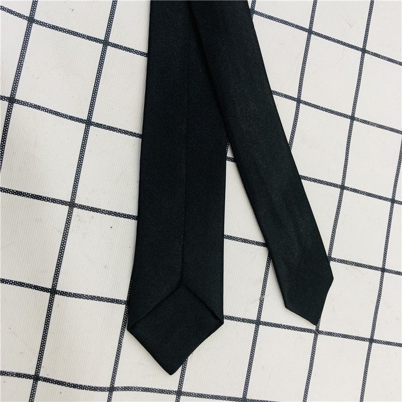 2025 Nuova camicia unisex a forma di freccia da 5 cm, fatta a mano, tinta unita, con cravatta, all'ingrosso, stile college semplice_voghion.com