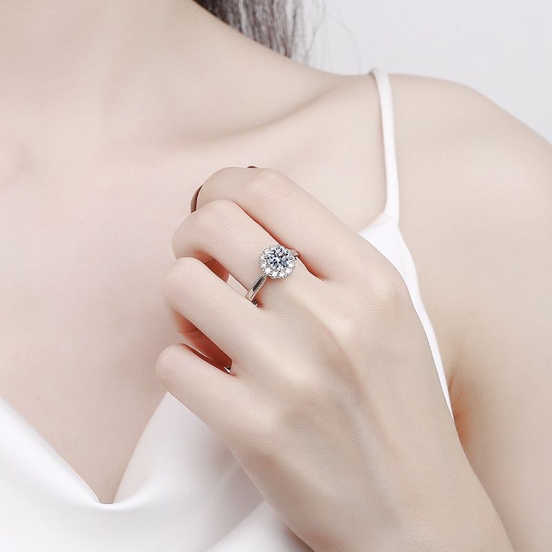 S Sëlwer Simuléiert Diamant Band Sonneblummen Mosonit Moud Personaliséiert Ring Geständnis Kaddo_voghion.com