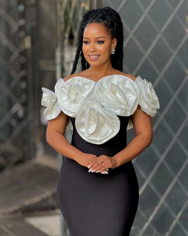 Elegantes weißes Bandagekleid mit Blumenmuster für Frauen – Sexy, figurbetontes, langes Abendkleid mit hoher Taille, Stretch-Polyester-Elasthan, ärmelloses Korsett-Partykleid_voghion.com